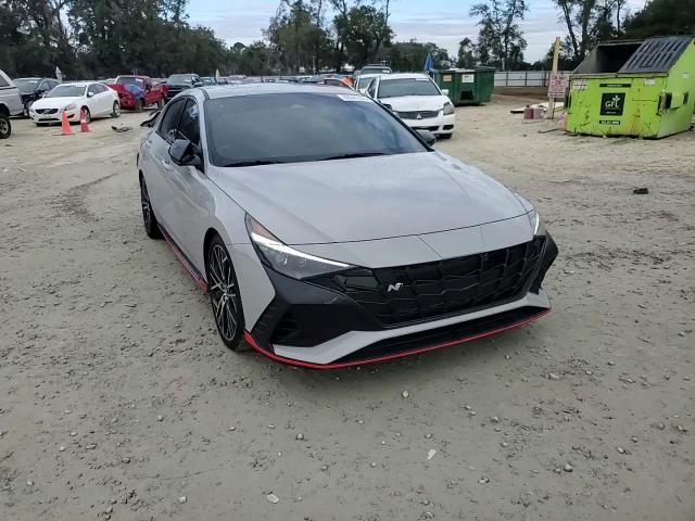 2023 Hyundai Elantra - Image 13