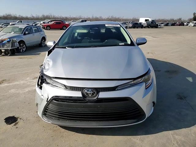 2025 Toyota Corolla - Image 11