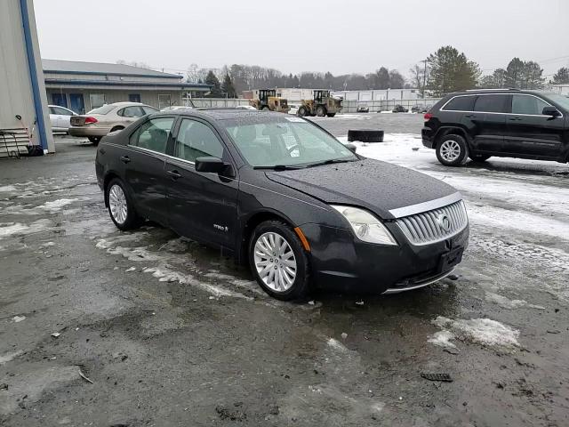 2010 Mercury Milan - Image 11