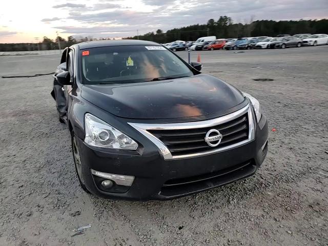 2014 Nissan Altima - Image 11