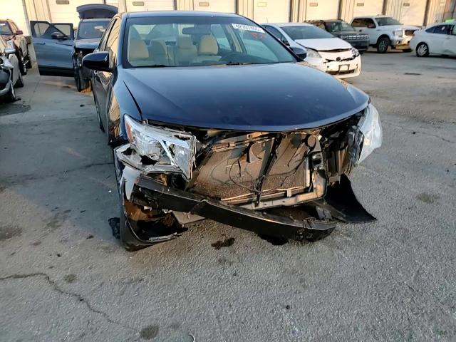 2014 Toyota Camry - Image 11