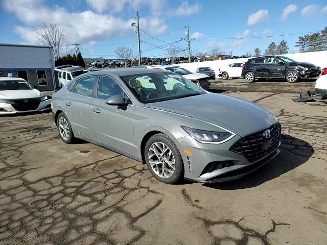 2023 Hyundai Sonata - Image 11