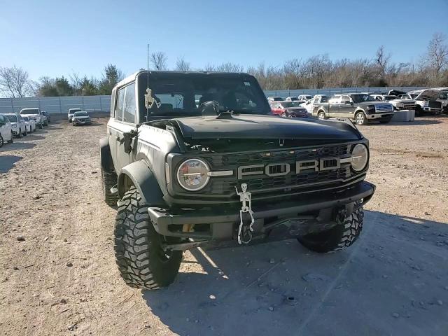 2021 Ford Bronco - Image 11