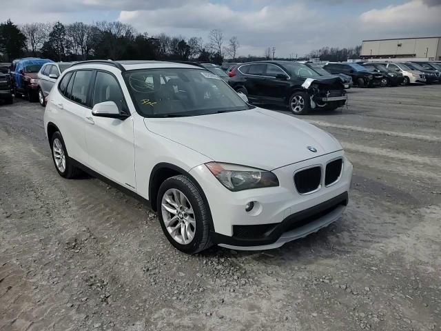 2015 BMW X1 - Image 11