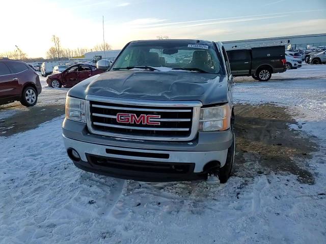2012 GMC Sierra - Image 11