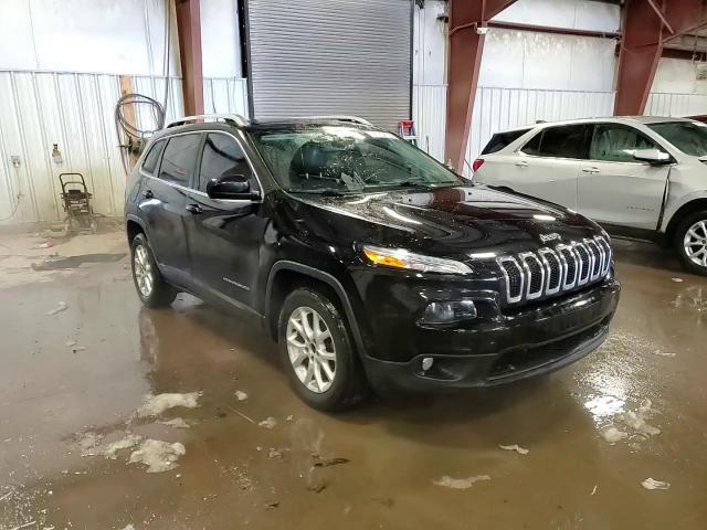 2017 Jeep Grand Cherokee - Image 14