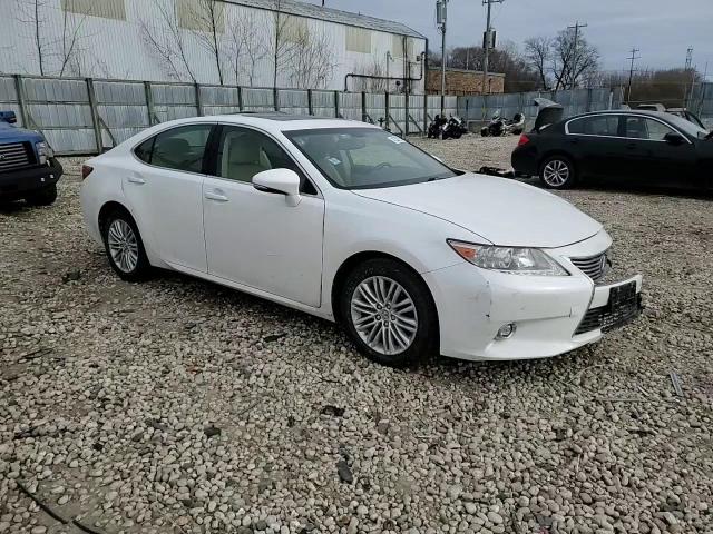 2015 Lexus ES - Image 11