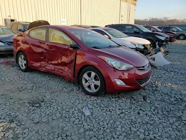 2013 Hyundai Elantra - Image 13