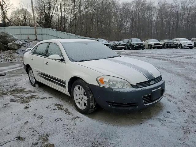 2008 Chevrolet Impala - Image 11
