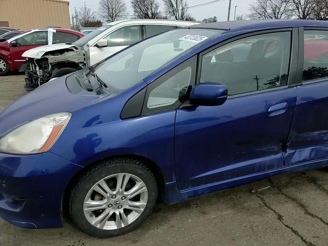 2009 Honda Fit - Image 11
