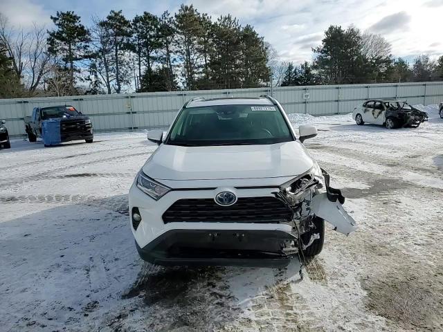 2019 Toyota RAV 4 - Image 11