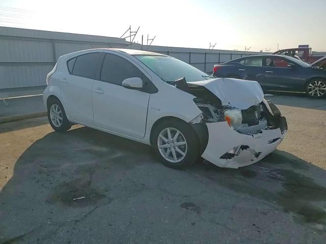 2012 Toyota Prius - Image 11