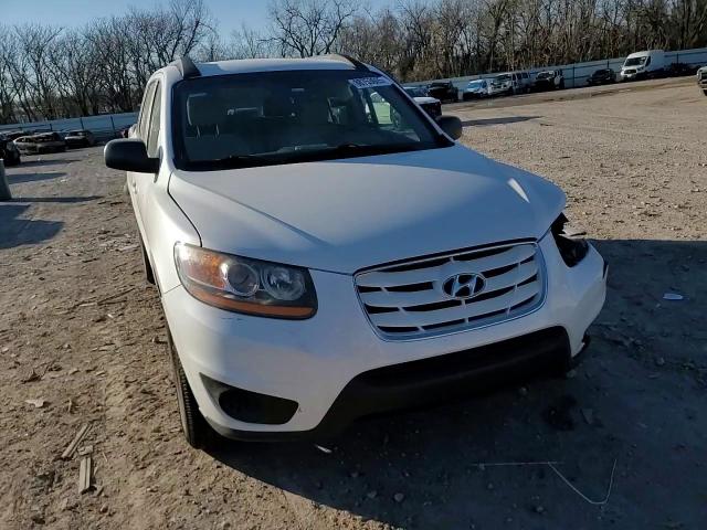 2011 Hyundai Santa Fe - Image 12