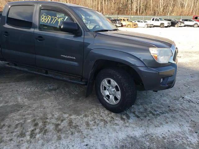 2014 Toyota Tacoma - Image 11