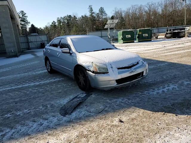2004 Honda Accord - Image 11