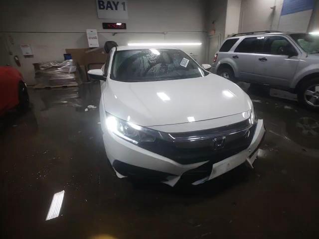 2016 Honda Civic - Image 13