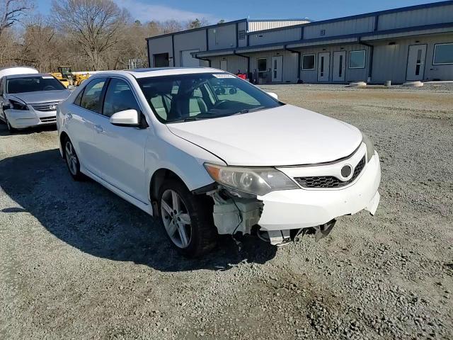 2012 Toyota Camry - Image 11