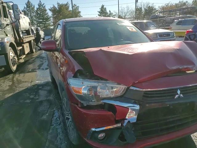 2017 Mitsubishi Outlander - Image 10