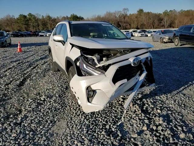 2024 Toyota RAV 4 - Image 15