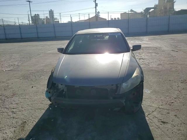 2010 Honda Accord - Image 11