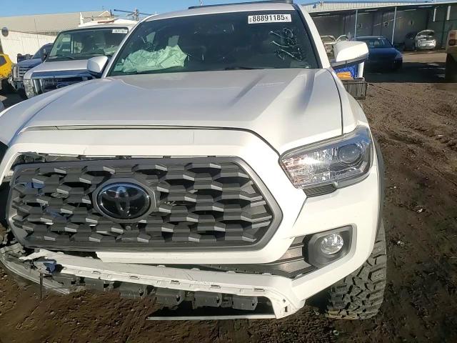 2020 Toyota Tacoma - Image 11