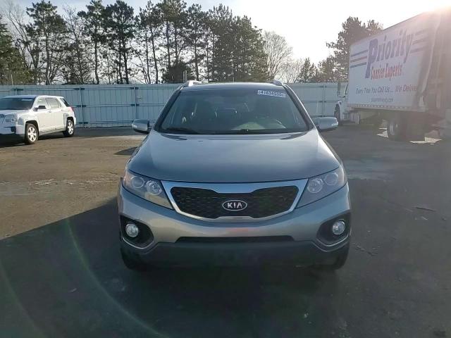 2013 Kia Sorento - Image 11