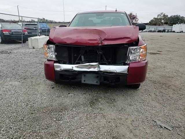 2007 Chevrolet Silverado - Image 11