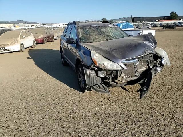 2014 Subaru Outback - Image 11