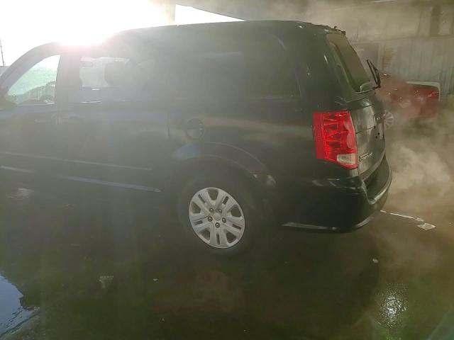 2015 Dodge Caravan - Image 14