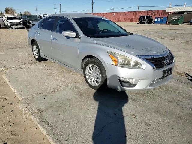 2013 Nissan Altima - Image 11
