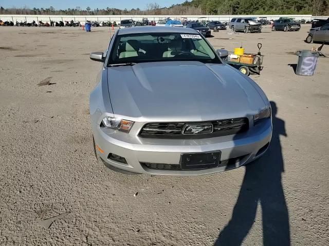 2010 Ford Mustang - Image 11