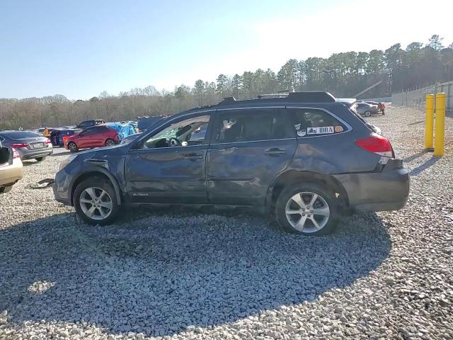 2013 Subaru Outback - Image 14