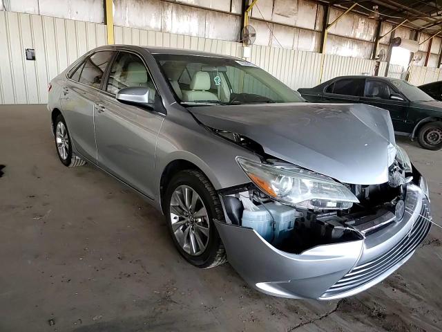 2016 Toyota Camry - Image 11