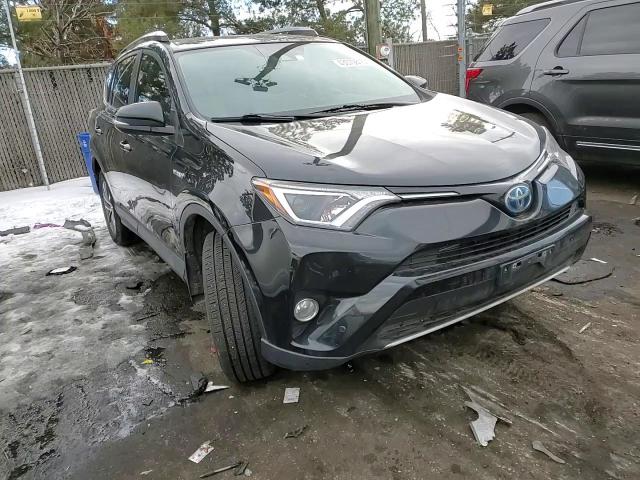 2017 Toyota RAV 4 - Image 12
