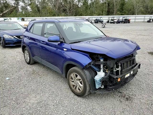 2021 Hyundai Venue - Image 12