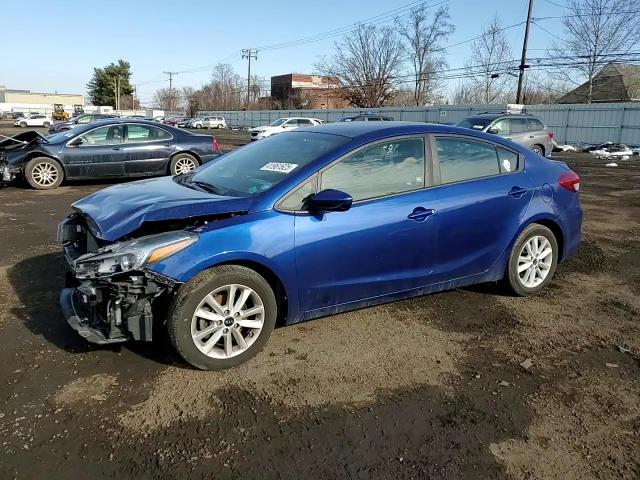 2017 Kia Forte - Image 10