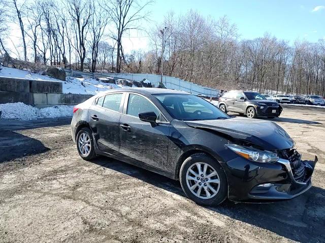 2017 Mazda 3 - Image 11