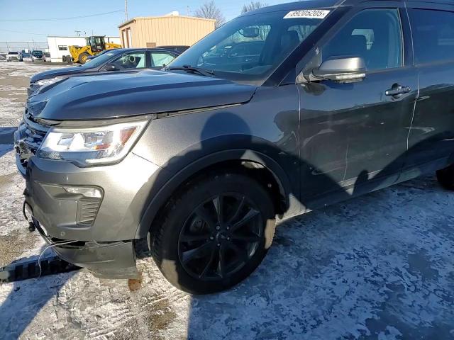 2018 Ford Explorer - Image 11