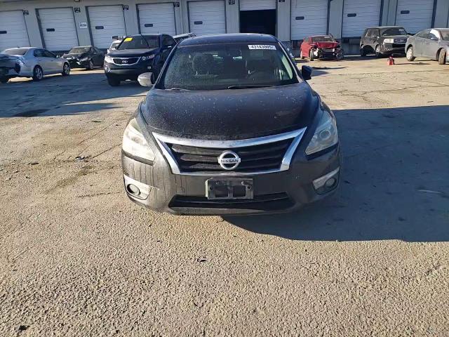 2015 Nissan Altima - Image 11