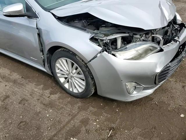 2015 Toyota Avalon - Image 11