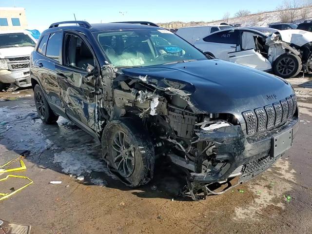 2023 Jeep Cherokee - Image 15