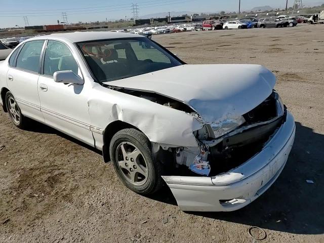 1999 Toyota Avalon - Image 11