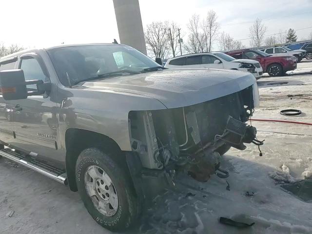 2013 Chevrolet Silverado - Image 13