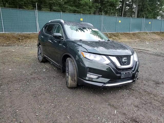 2018 Nissan Rogue - Image 12