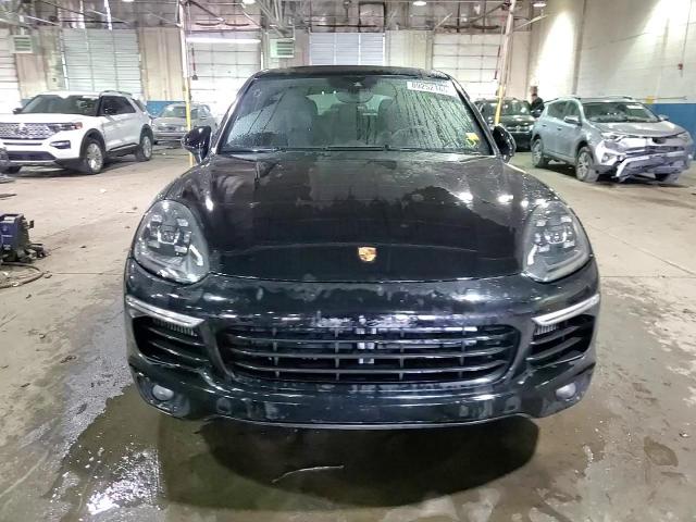 2016 Porsche Cayenne - Image 14