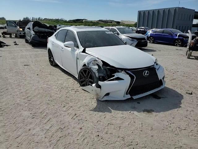 2014 Lexus IS - Image 10