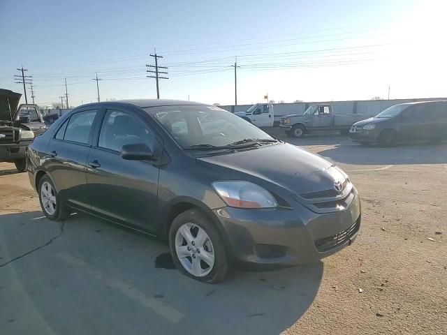 2008 Toyota Yaris - Image 11