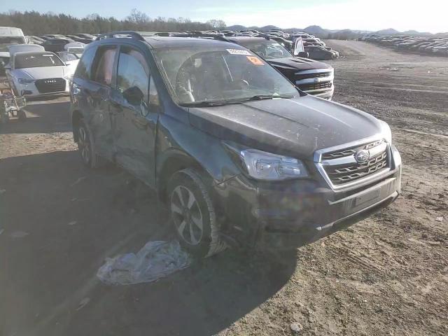 2017 Subaru Forester - Image 12
