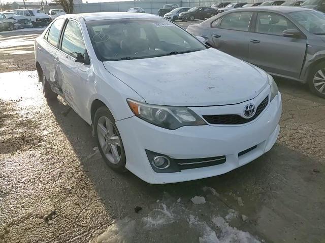2014 Toyota Camry - Image 11
