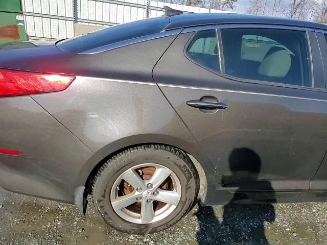 2014 Kia Optima - Image 13